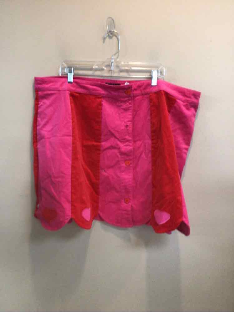 SMAK PARLOUR SIZE 4 X Ladies SKIRT