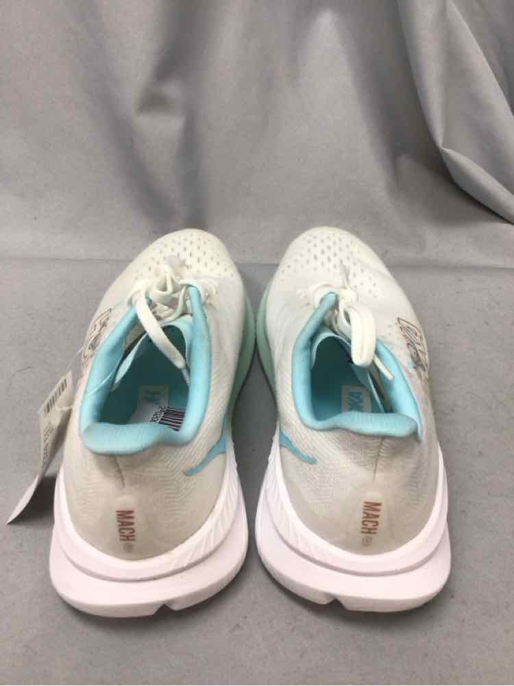 HOKA SIZE 6 Ladies SHOES