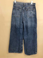 GAP SIZE 4 Ladies JEANS