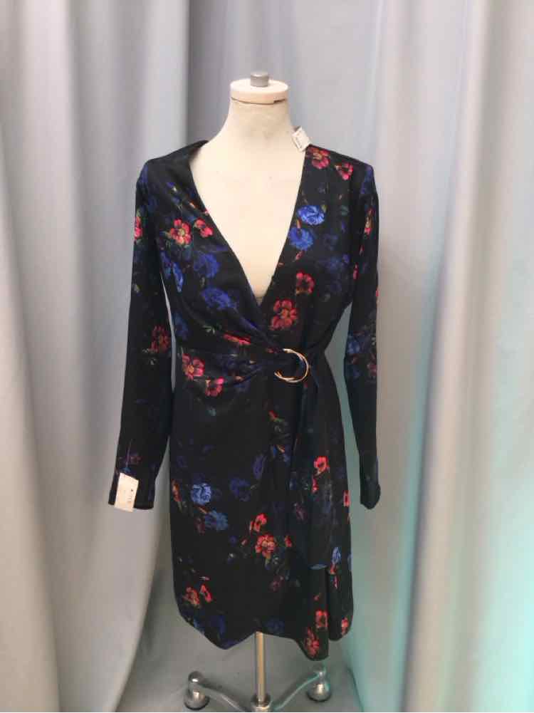 INC SIZE MEDIUM Ladies DRESS