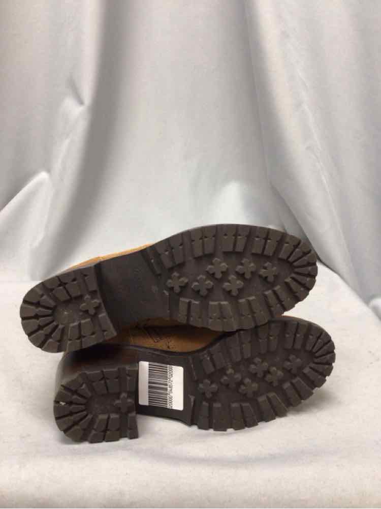 AEROSOLES SIZE 6 Ladies SHOES
