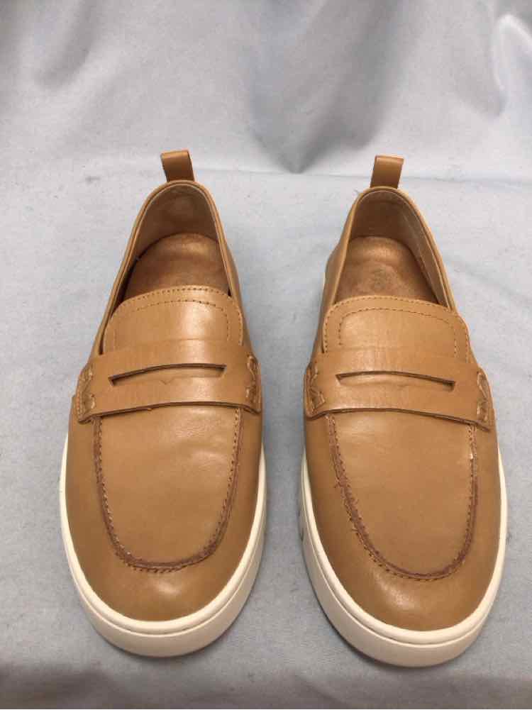 VIONIC SIZE 8 Ladies SHOES