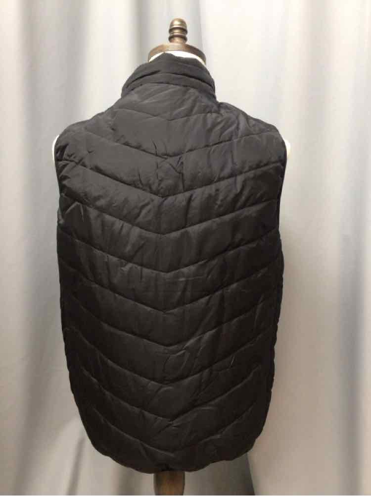 SIZE LARGE Men's COATS