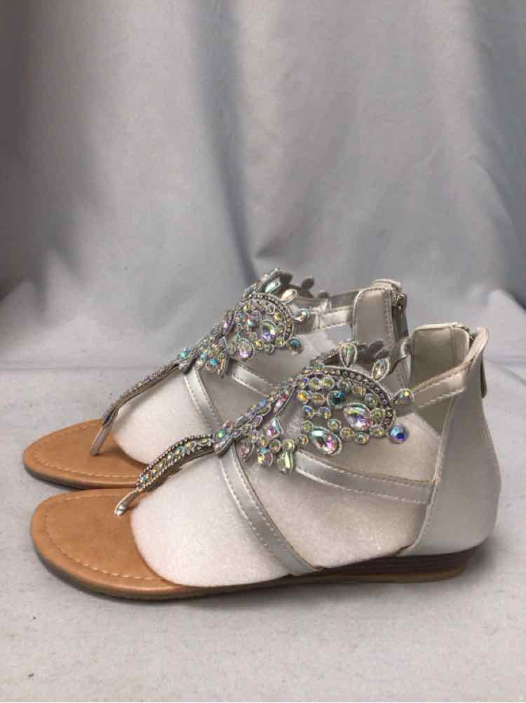 DAISY FUENTES SIZE 9 Ladies SHOES