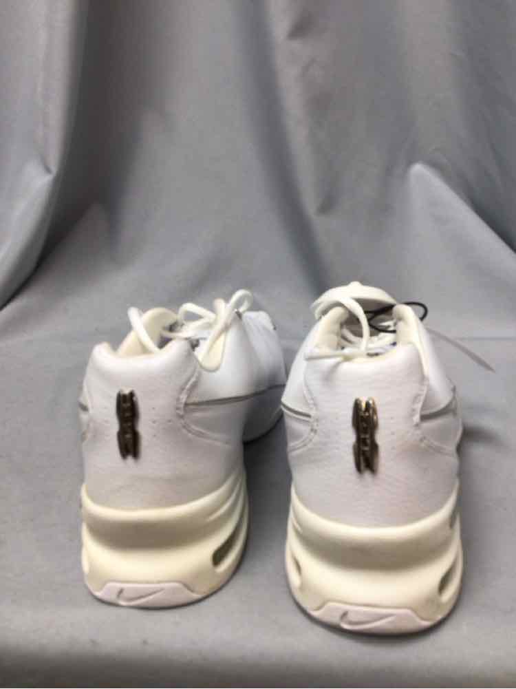 SIZE 13 NIKE Men's SHOES