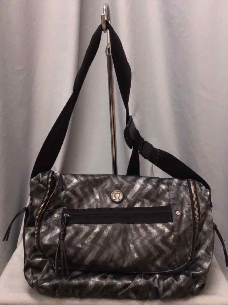 LULULEMON Ladies BAG