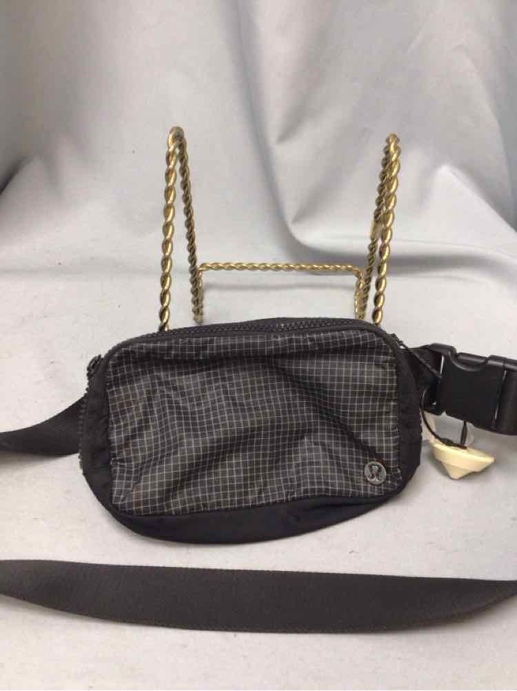 LULULEMON Ladies BAG