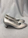 EASY STREET SIZE 7 1/2 Ladies SHOES