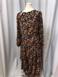 VINCE CAMUTO SIZE LARGE Ladies DRESS
