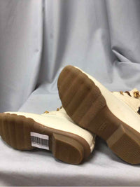 SPERRY SIZE 6 Ladies SHOES