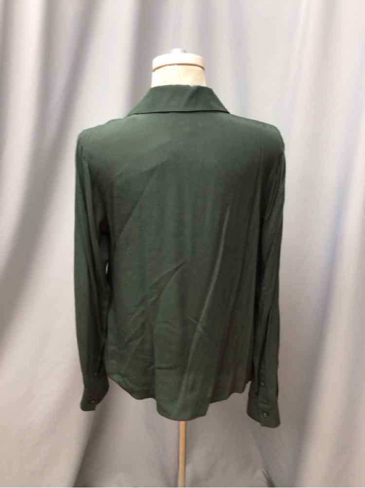 GILNER FARRAR SIZE MEDIUM Ladies BLOUSE