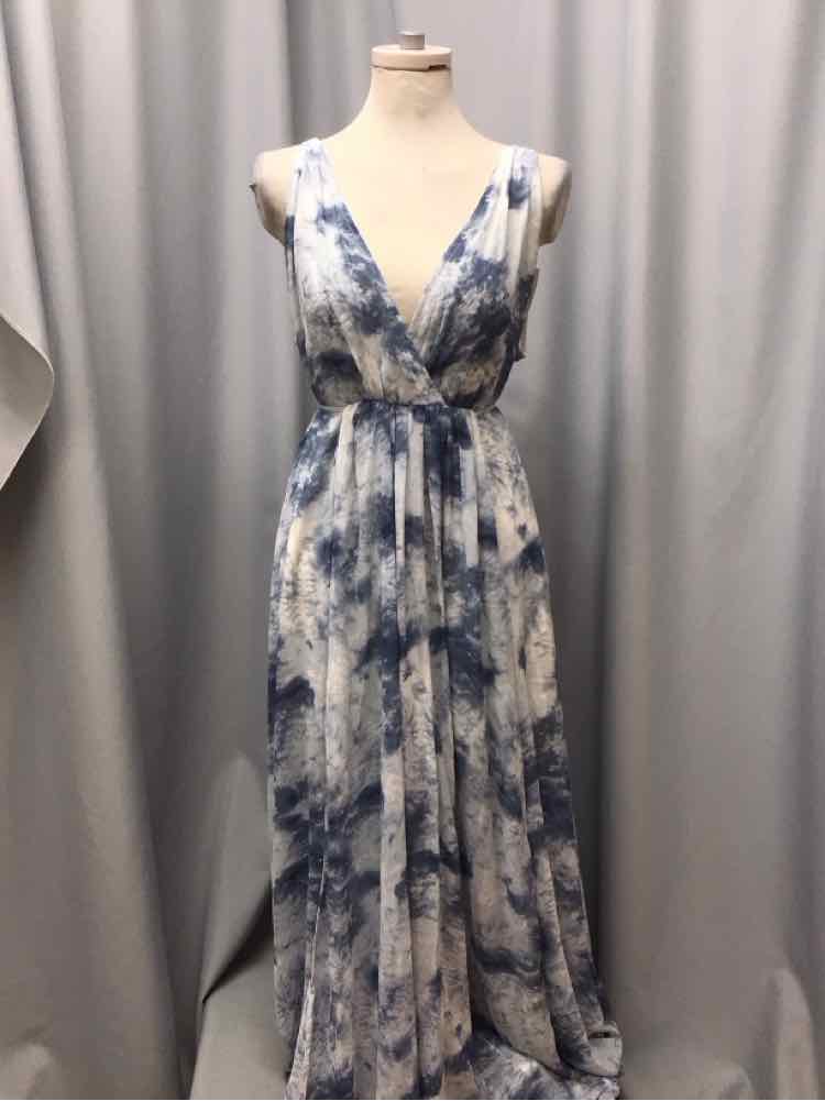 AAKAA SIZE LARGE Ladies DRESS