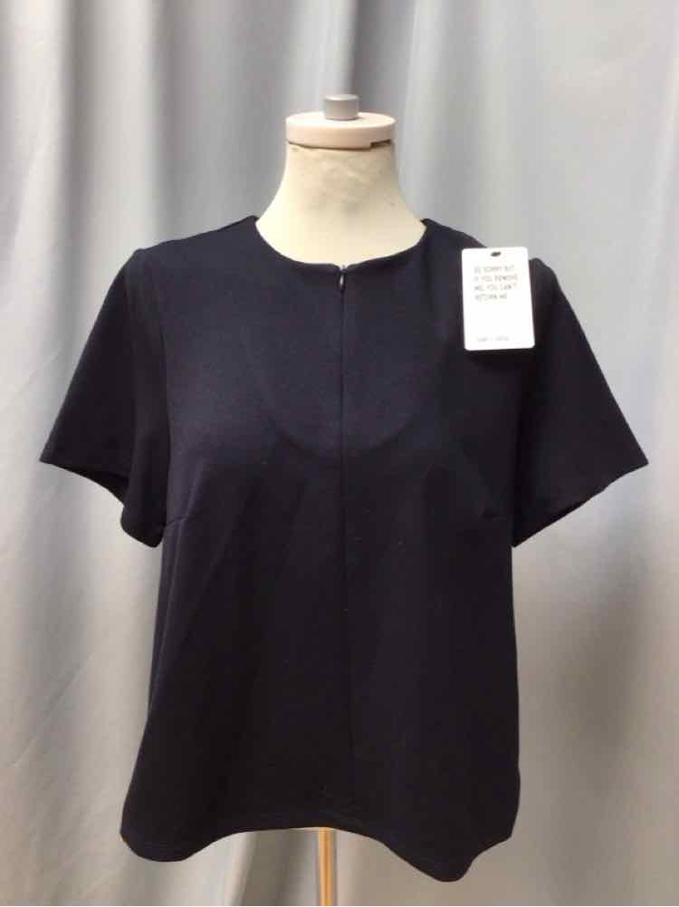 SAINT + SOFIA SIZE MEDIUM Ladies TOP