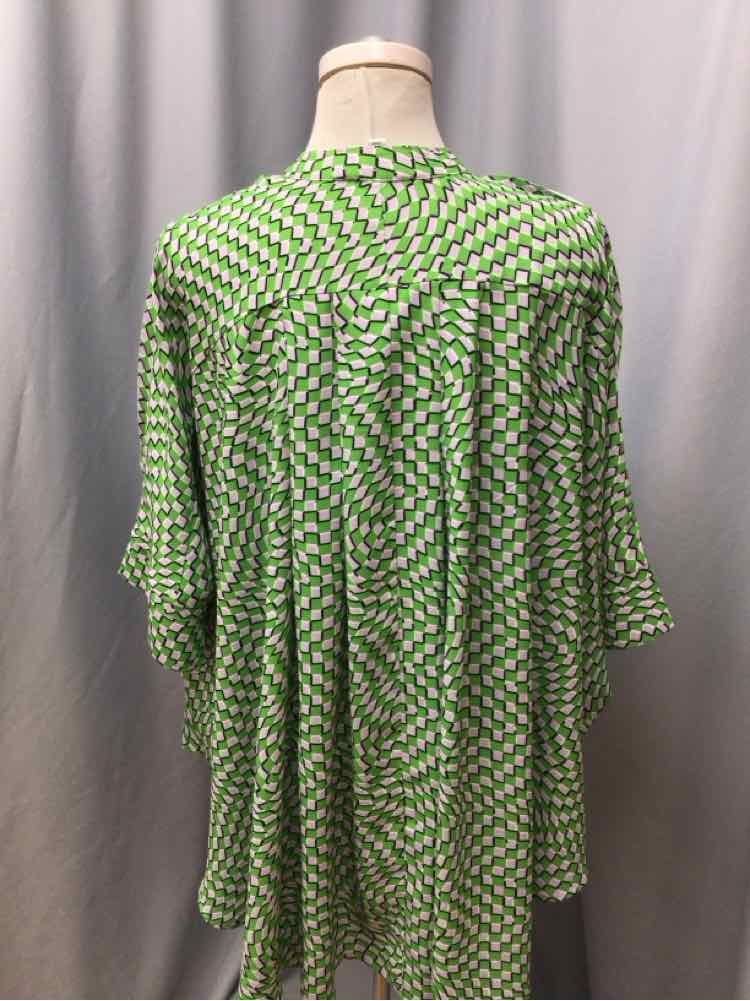 DAVI & DANI SIZE LARGE Ladies BLOUSE