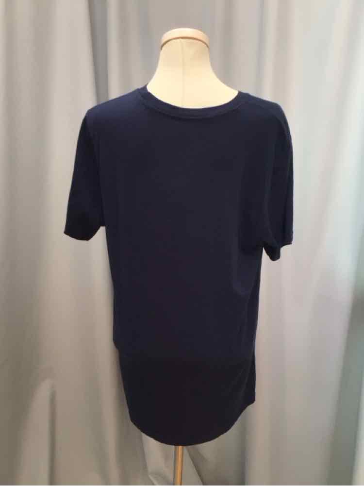 DISNEY SIZE LARGE Ladies TOP