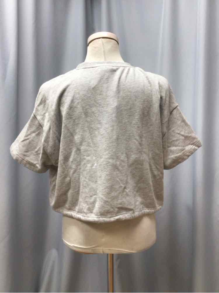 BT21 SIZE SMALL Ladies TOP
