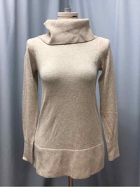 LOFT SIZE SMALL Ladies TOP