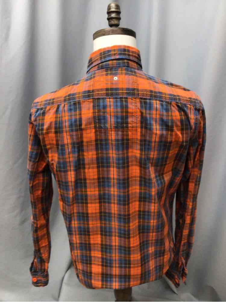 SIZE MEDIUM SUPER DRY Men's SHIRTS