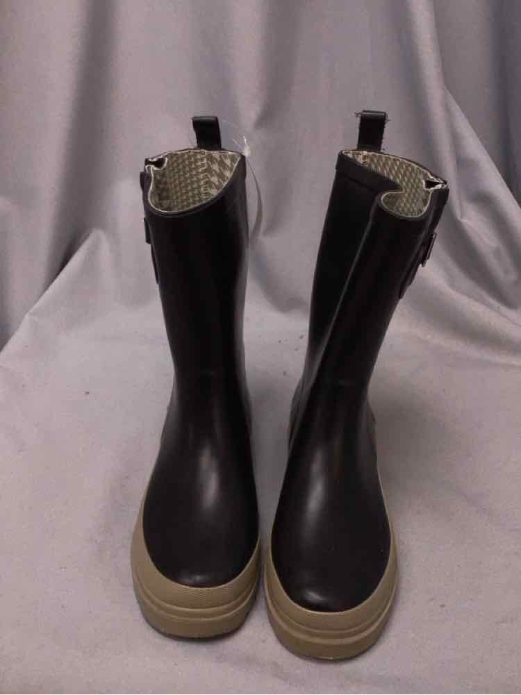 GOGO SIZE 6 Ladies SHOES