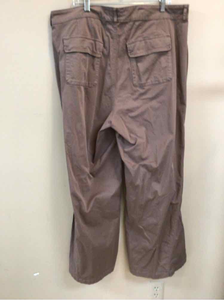 TORRID SIZE 18 Ladies PANTS