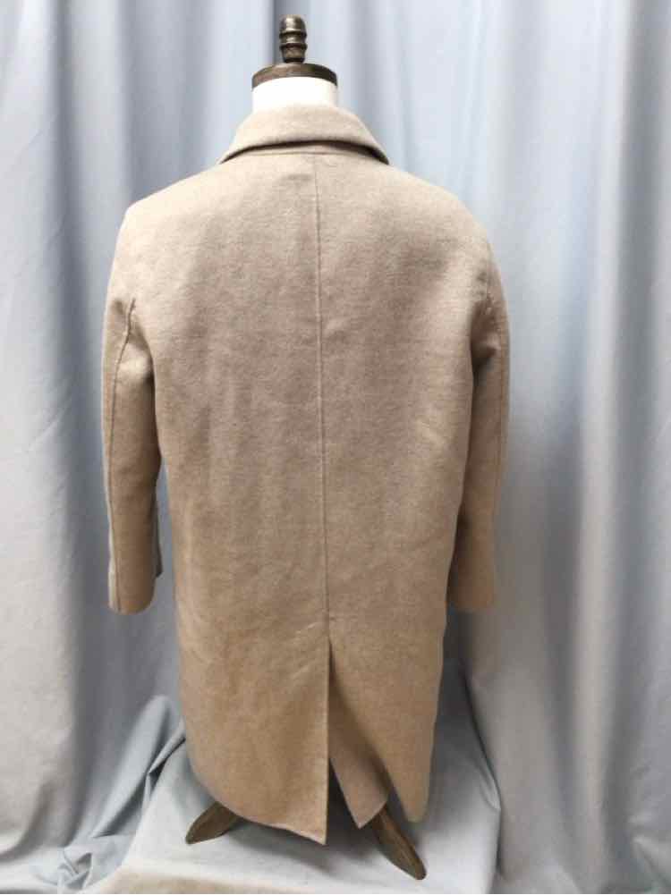 SIZE MEDIUM BASSO Men's COATS