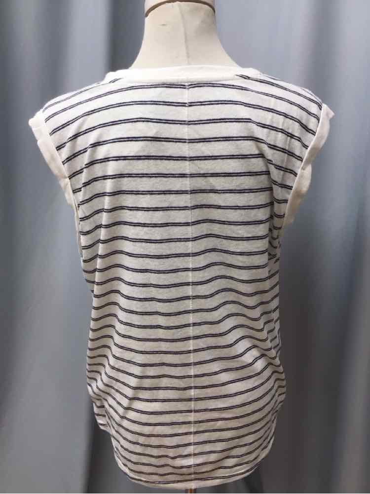 GAP SIZE LARGE Ladies TOP