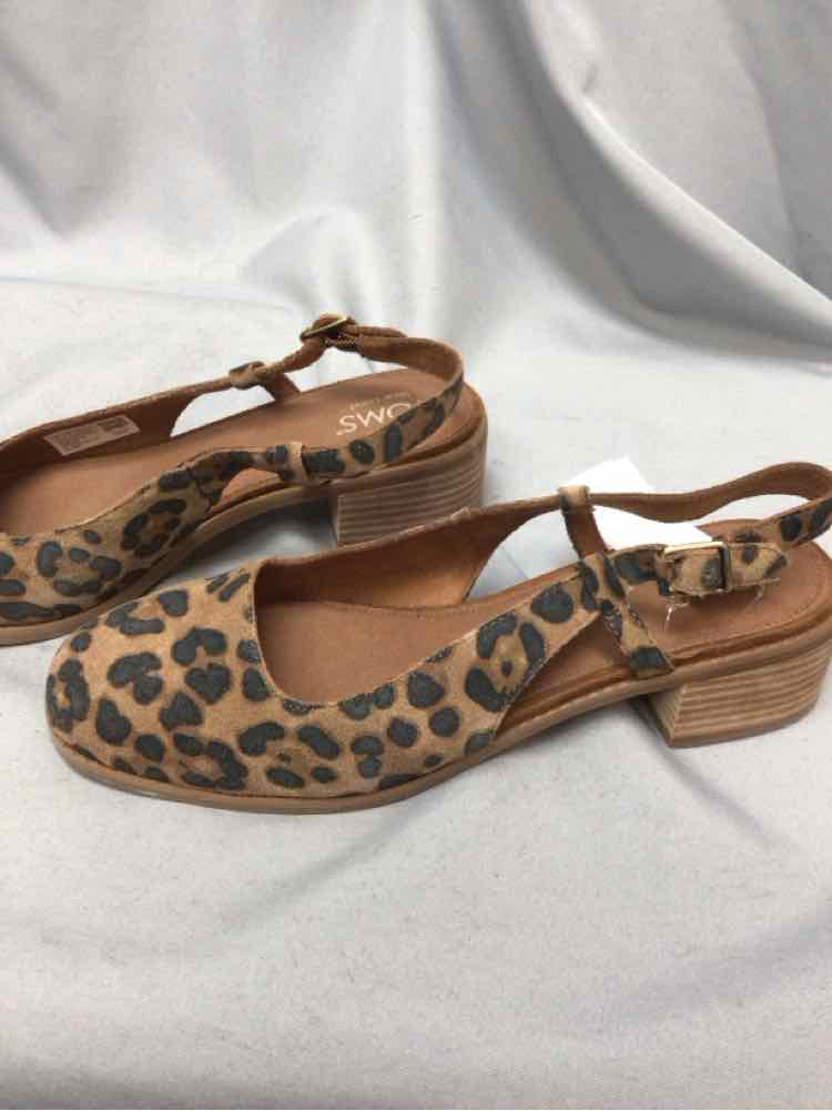 TOMS SIZE 10 Ladies SHOES