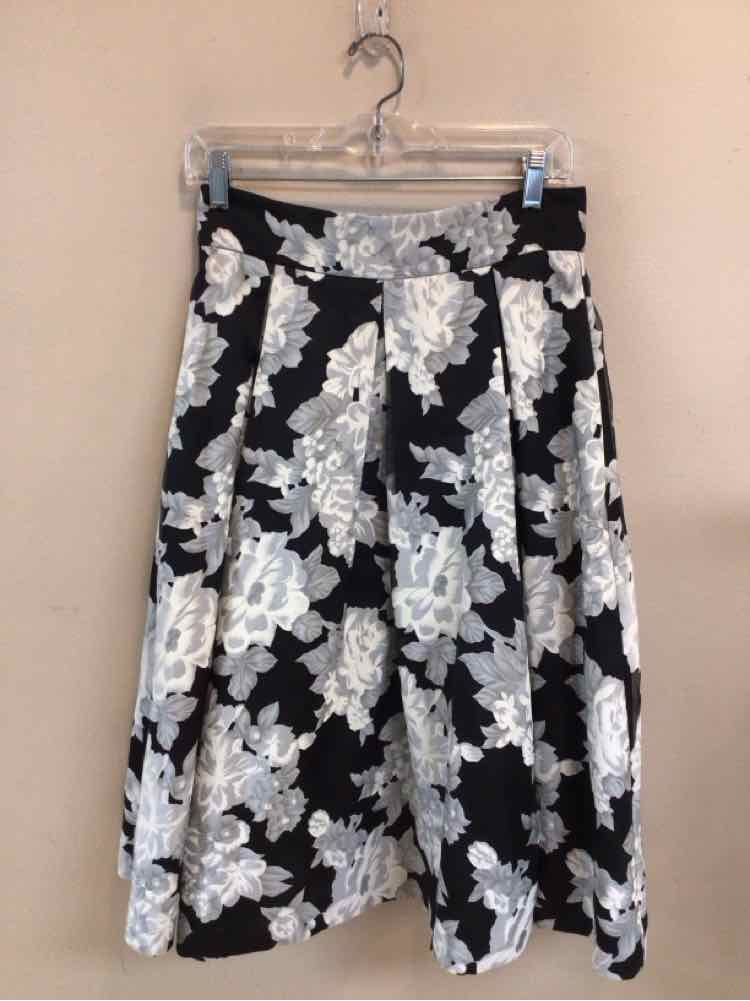 ELIZA J SIZE 4 Ladies SKIRT