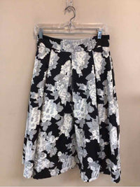 ELIZA J SIZE 4 Ladies SKIRT