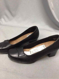 CLARKS SIZE 8 1/2 Ladies SHOES