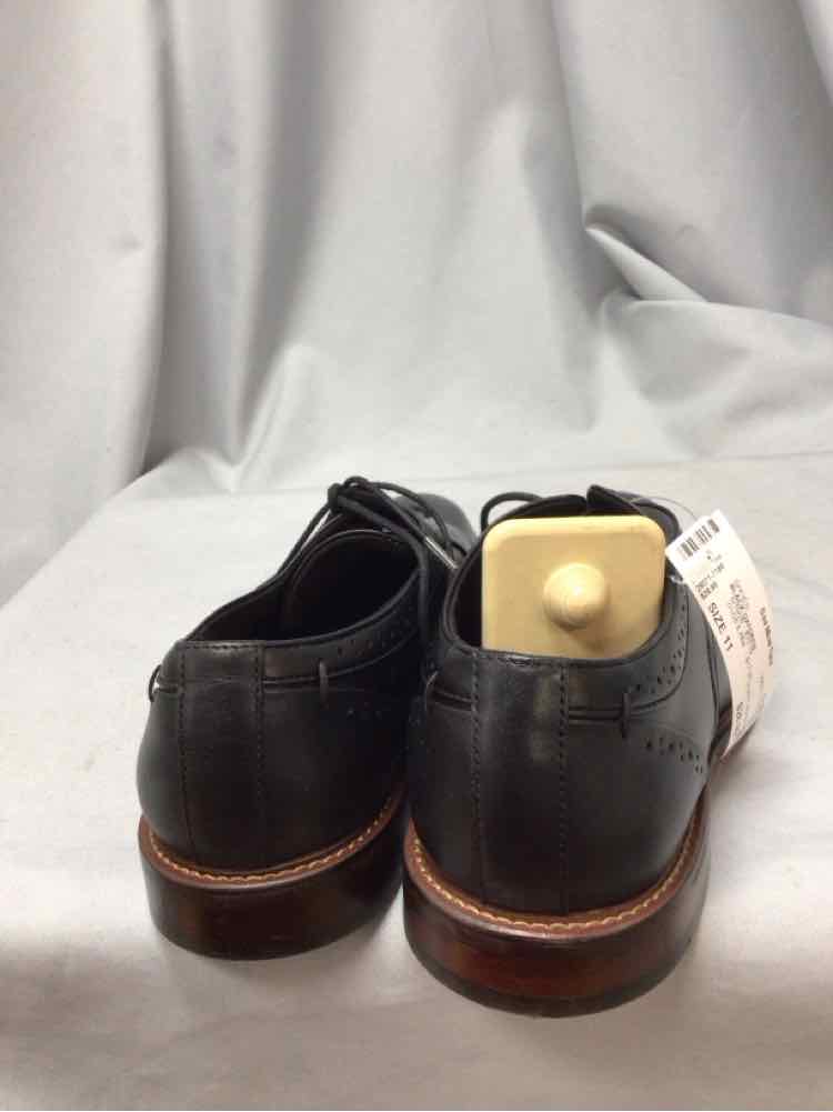 SIZE 11 STACY ADAMS Men's SHOES
