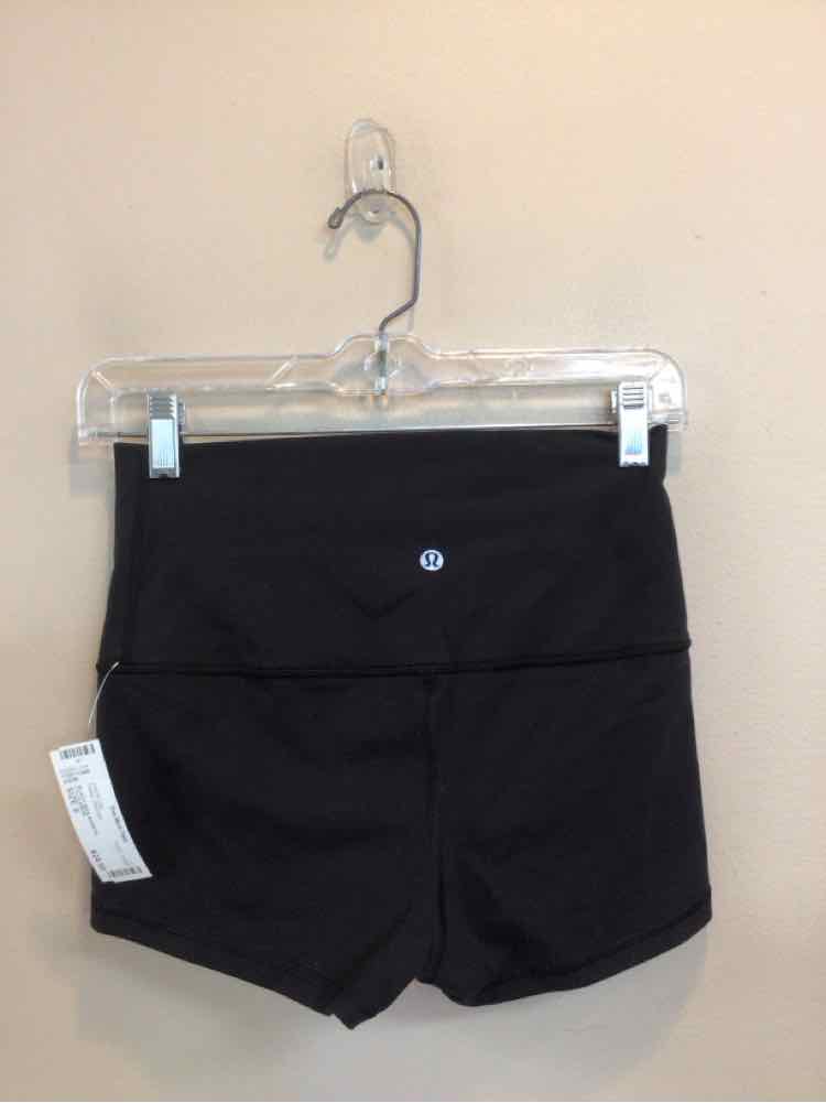 LULULEMON SIZE 6 Ladies EXERCISE