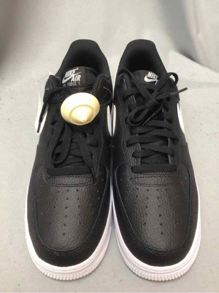 SIZE 11 NIKE Men's SHOES