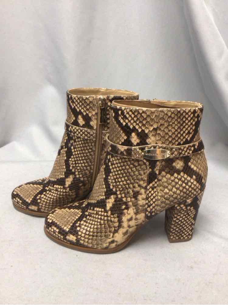MICHAEL KORS SIZE 6 1/2 Ladies SHOES