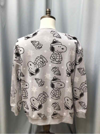 SIZE LARGE PEANUTS Men's SHIRTS