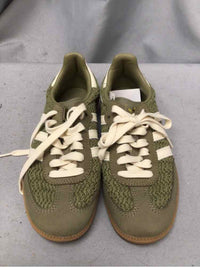 ADIDAS SIZE 5 Ladies SHOES