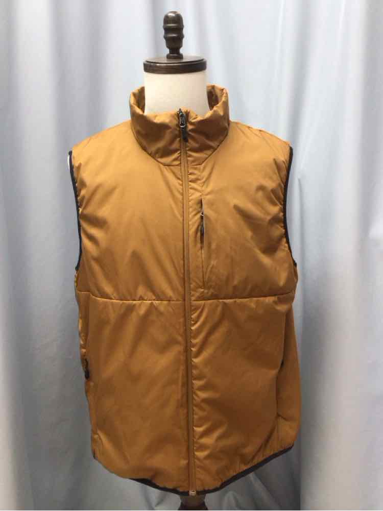 SIZE LARGE SWISS TECH Men's COATS