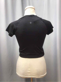 LULULEMON SIZE 6 Ladies EXERCISE