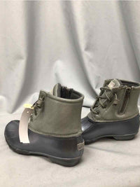 SPERRY SIZE 6 Ladies SHOES