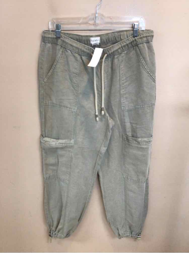 NICOLE MILLER SIZE LARGE Ladies PANTS