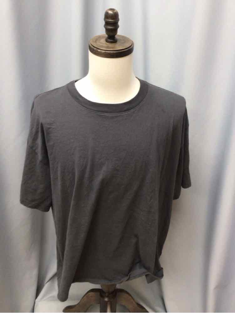 SIZE X LARGE GAP Men's SHIRTS