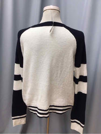 FAHERTY SIZE LARGE Ladies TOP