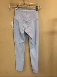 LULULEMON SIZE 4 Ladies EXERCISE