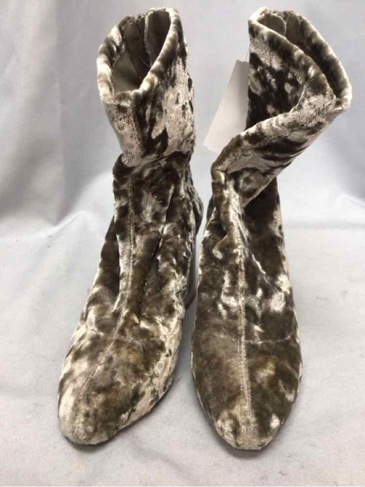 M SIZE 38 Ladies SHOES