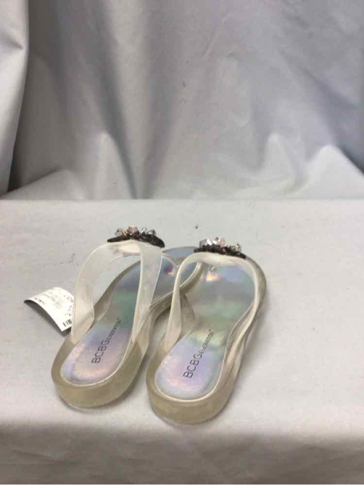 BCBG SIZE 7 Ladies SHOES