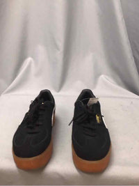 PUMA SIZE 7 1/2 Ladies SHOES