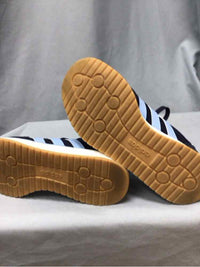 ADIDAS SIZE 7 1/2 Ladies SHOES