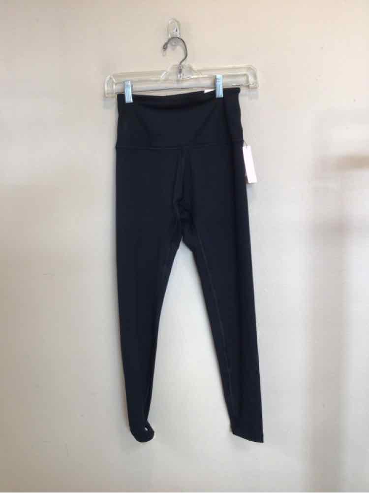 VICTORIA SECRET SIZE 4 Ladies EXERCISE