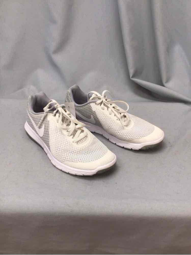 NIKE SIZE 8 1/2 Ladies SHOES