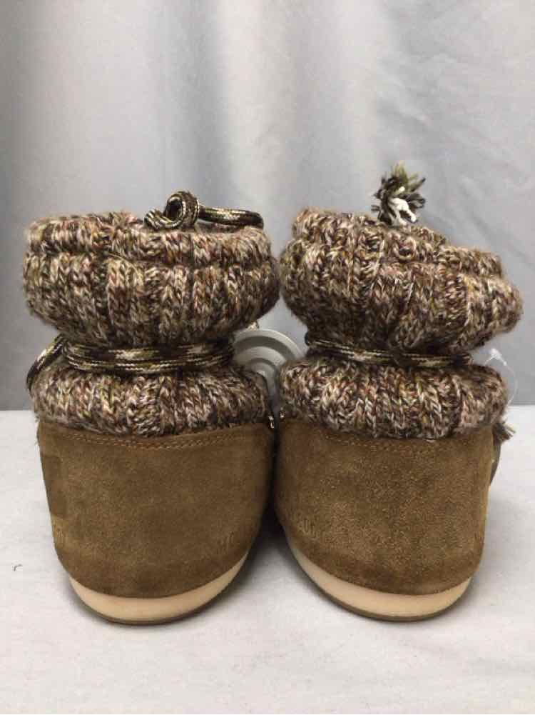 MOON BOOTS SIZE 5/6 Ladies SHOES